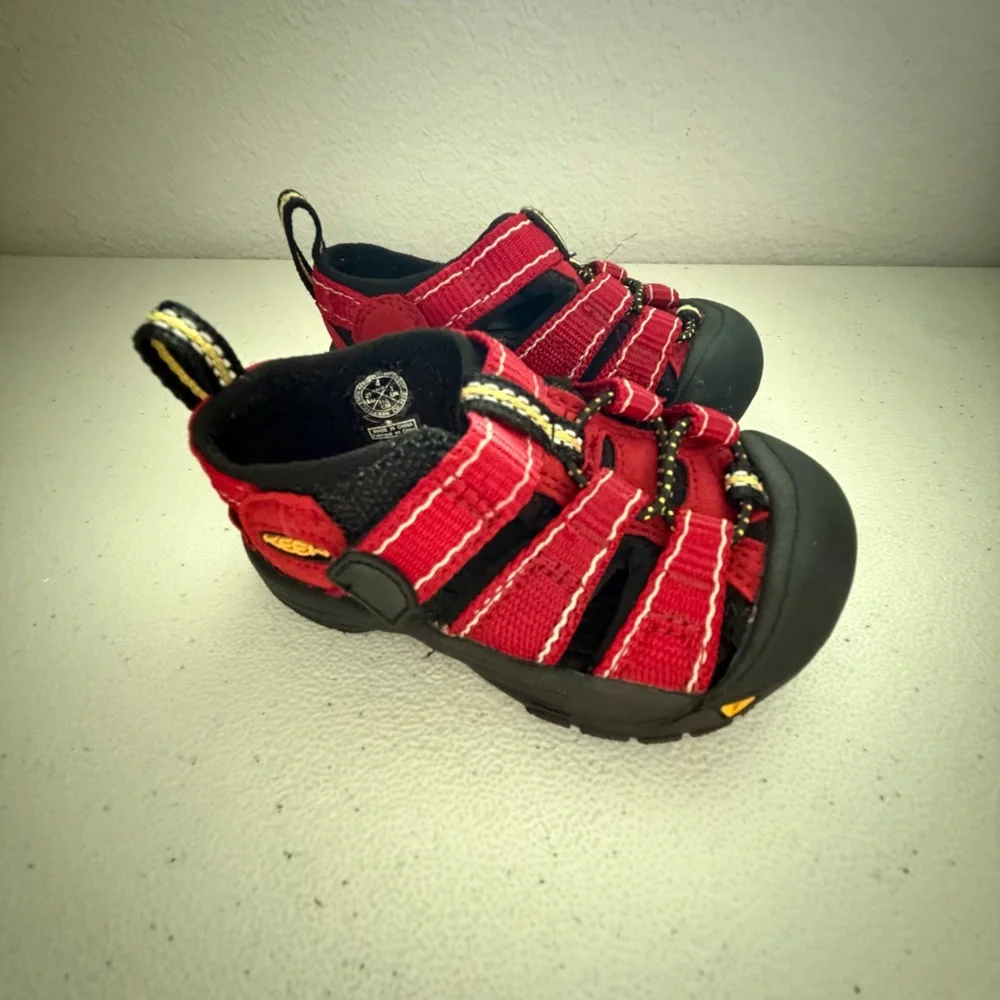 KEEN Kids Newport H2 sandals
